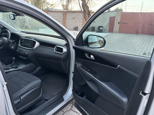 Kia Sorento 2.4 Lx At