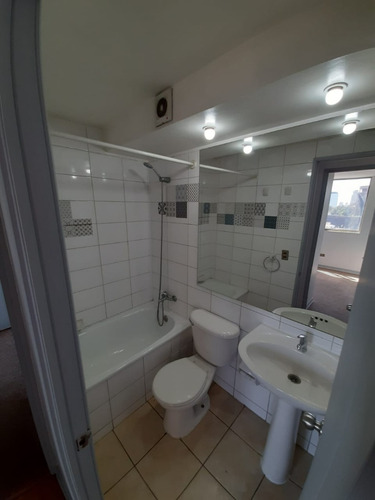 Departamento 2 Dormitorios 2 Baños A Pasos Metro Baquedano