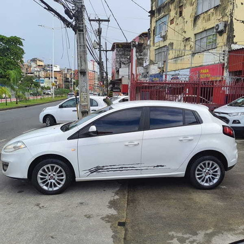 Imagem 8 de 15 de Fiat Bravo Essence Dualogic 1.8 2016
