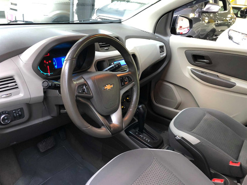 Chevrolet Spin 1.8 Advantage 8v Flex 4p Automático
