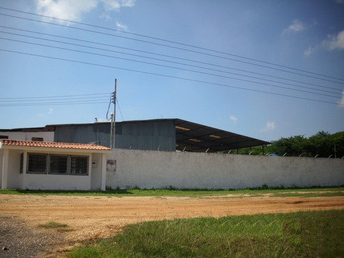 Imagen 2 de 9 de Se Vende Galpón Carretera Charallave - Santa Teresa Del Tuy