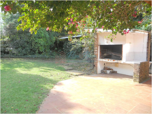 Imagen 2 de 22 de Venta Ccasa En Aidy Grill, Punta Del Este Con Parrillero A Pocas Cuadras Del Mar