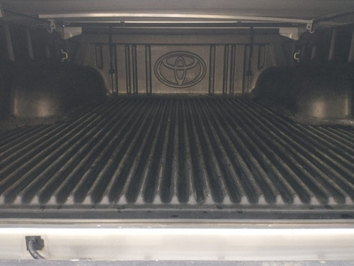 Imagem 8 de 13 de Toyota Hilux Hilux 2.8 Srv 4x4 Diesel