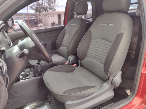 Imagen 11 de 15 de Ram 700 2019 1.6 Club Cab Adventure Mt