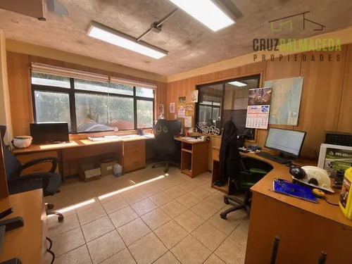 Oficinas Y Bodegas En Terreno Urbano, A Orilla De Ruta 5 Sur