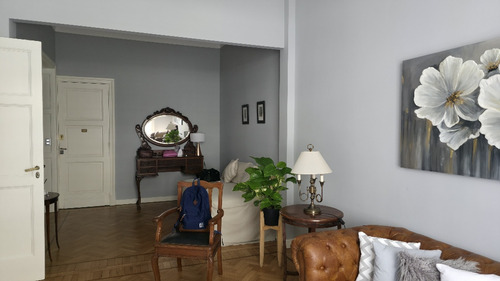 Departamento Piso Recoleta 3 Ambientes Con Dependencia
