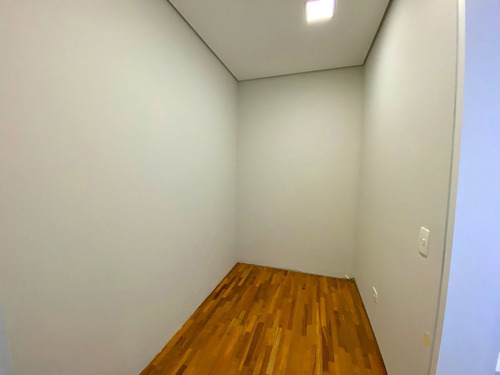 Imagem 17 de 30 de Casa Nova E Moderna Com Vista Incrível No Residencial Sociedade Alphasitio, Em Alphaville, Santana De Parnaíba-sp. 551m² De Área Construída, 523m². - Ca0141