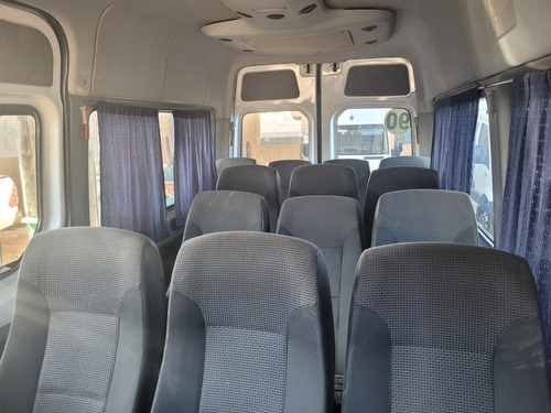 Imagen 11 de 13 de Mercedes-benz Sprinter 2013 2.1 415 Combi 3665 150cv 15+1 Te