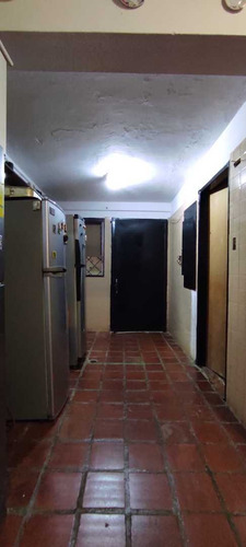 Imagen 9 de 14 de Casa En Venta Urbanización Colinas De Guataparo