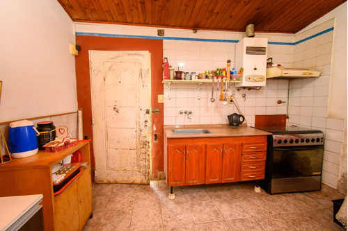 Remax Vende Casa De Dos Dormitorios En Santo Tomé!
