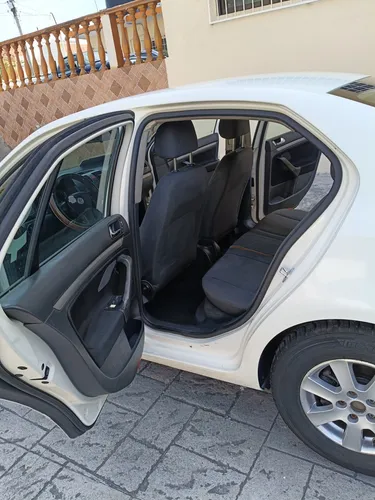 Volkswagen Bora 2.5 Prestige Tiptronic At