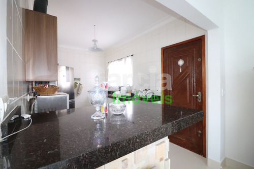 Imagem 12 de 18 de Casa Com 3 Dormitórios E Piscina Em Peruíbe - 6185 - 70030658