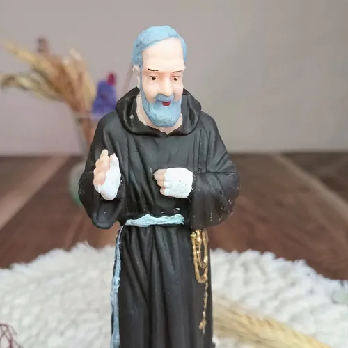 Padre Pío 14 Cm Imagen Hecha En Pvc, Irrompible Y Lavable