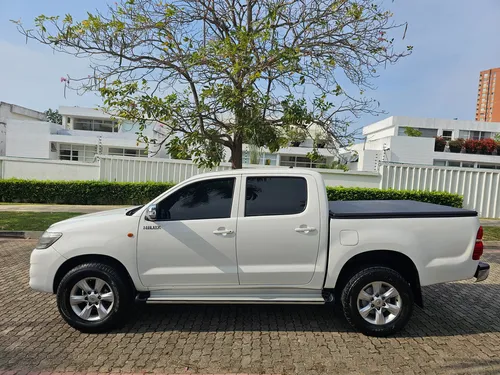 Toyota Hilux 2.5 4x4 DC