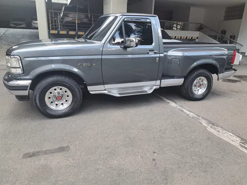 Ford F-150 5.0 Xlt Flare Side