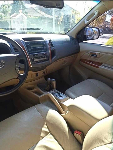 Imagen 3 de 10 de Toyota Sw4 2009 3.0 I Srv At C/cuero 4x4 (2009)