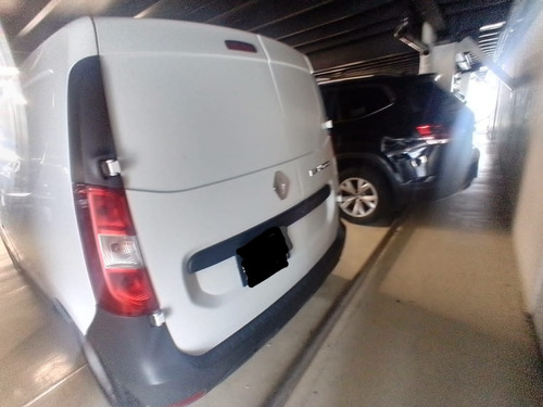 Renault Kangoo 5p Intense L4/1.6 Man