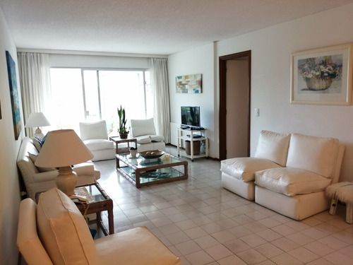 Imagen 1 de 30 de Apartamento Venta Oportunidad! 2 Dormitorios Muy Buen Estado Muy Amplio