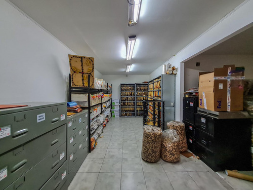 Deposito En Alquiler Con Oficinas, Para Empresa Productiva / Laboratorio Habilitable Anmat, Próximo A Panamericana Y A Unicenter