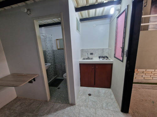 En Alquiler Residencia Universitaria Apt5, San Juan Morros.