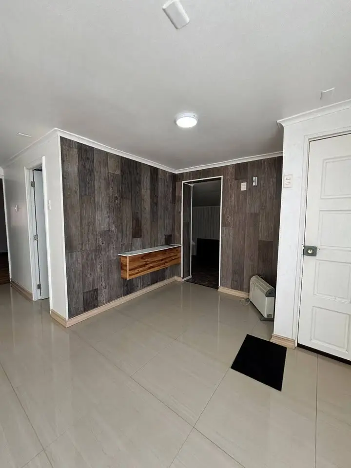 Imagen 4 de 10 de Casa En Venta En Villa Los Heroes Coronel