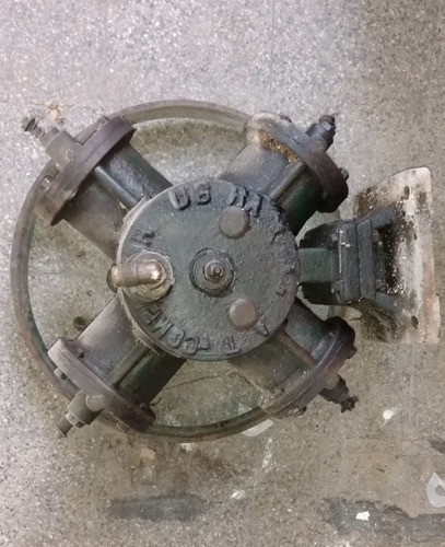 Cabezal De Compresor De 4 Cilindros.