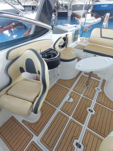 Lancha Focker 230 2017 Mercruiser 4.5 200hp Bravo 3 Black.ed