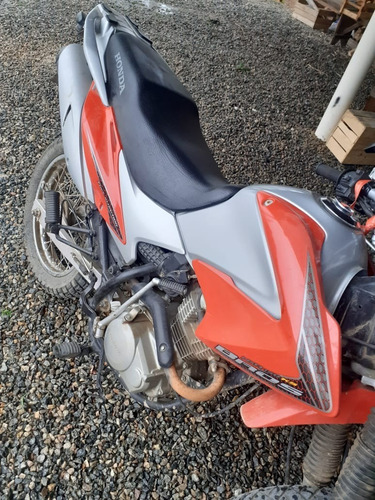 Imagem 2 de 9 de Honda