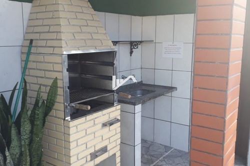 Imagem 3 de 14 de Linda Casa Com Piscina Em Ótimo Bairro Comercializado, 1km M
