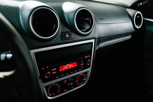 Volkswagen Gol Trend 1.6 Pack I 101cv