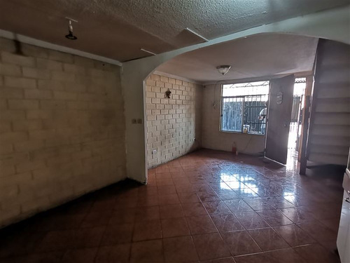Casa En Venta De 3 Dorm. En Puente Alto
