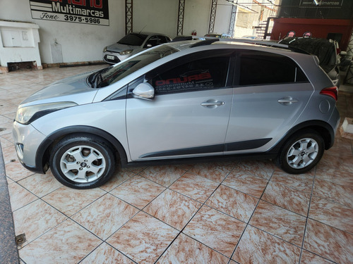 Hyundai HB20X 1.6 16V STYLE FLEX 4P MANUAL