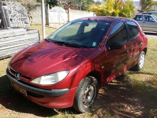 Peugeot 206, 2001