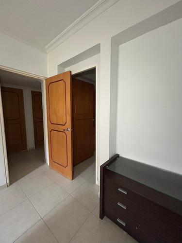 Ederled Alquila Apartamento En La Trigaleña Alta Residencias Esturio Valencia Estado Carabobo Venezuela