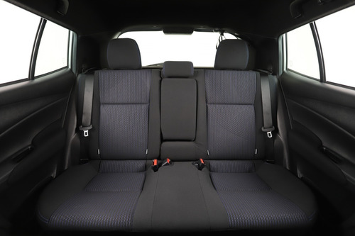 Imagen 9 de 15 de Toyota Yaris Xs Audio 6m/t 5p My22