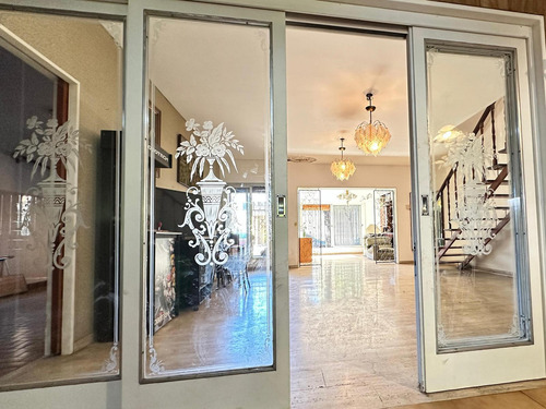 Venta/casa/lote Propio/jardín/aptocredito/5amb/montecastro/permuta