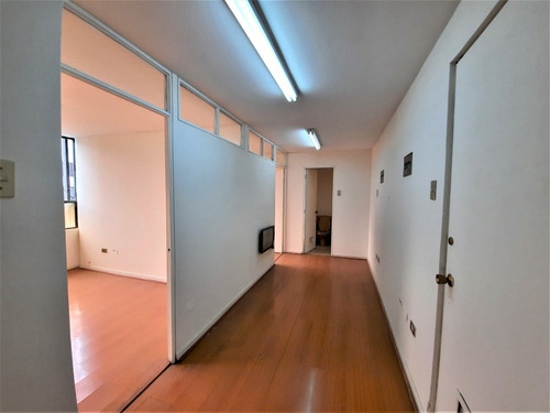 Imagen 4 de 20 de Oprotuinidad El Golf, Recepción, 2 Privados, 1 Baño, 1 Estac