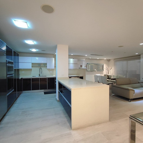 Imagen 2 de 18 de Puerto Mares Yacht Club & Spa