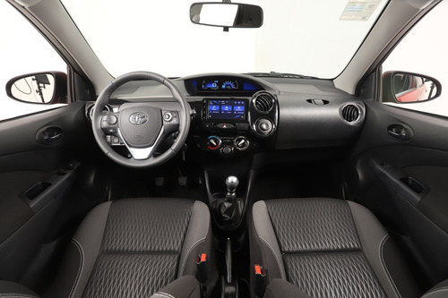 Imagen 8 de 14 de Toyota Etios Xls 1.5 Manual 5p Hatchback