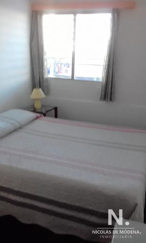 Hotel En Venta ( Ideal Para Hacer Aptos, Esta Frente A La Plaza De Maldonado)