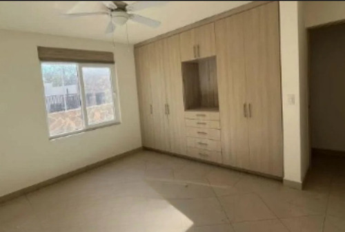 Casa En Venta En Fraccionamiento Zigata, Queretaro