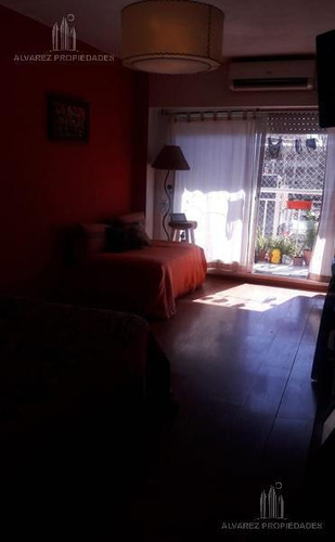 Imagen 9 de 11 de Departamento Monoambiente Venta Flores Permuta