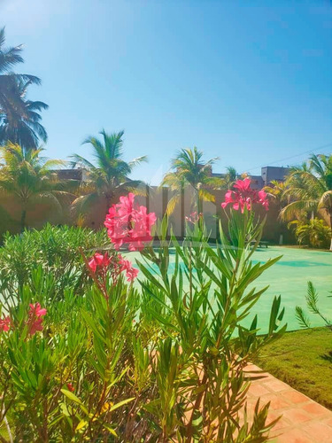 Imagen 22 de 25 de Hotel En Venta 3 Piscinas Chichiriviche Falcon