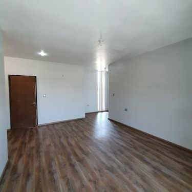 Casa En Venta En Lomas Del Real De Jarachinas Sur