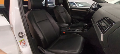 Imagen 6 de 12 de Vw Jetta R-line 2019 Tip