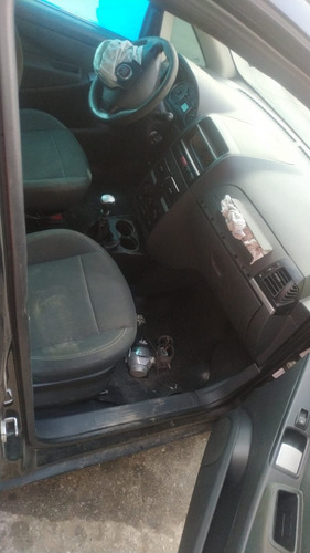 Imagem 6 de 14 de Sucata Fiat Idea Attractive 1.4 8v Fire Manual Ano 2012