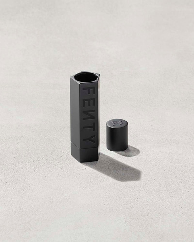 Fenty Beauty The Case Semi-matte Refillable Lipstick Caja Matte Black