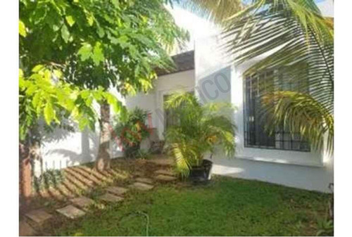 Casa 2 Recámaras En Renta En Cancun Amueblada - Una Sola Planta - Ubicada En Residencial Las Ame...