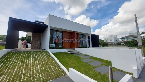 Casa Térrea Nova Com 03 Dormitórios - Cachoeira Bom Jesus - Casa A Venda No Bairro Cachoeira Do Bom Jesus - Florianópolis, Sc - 303
