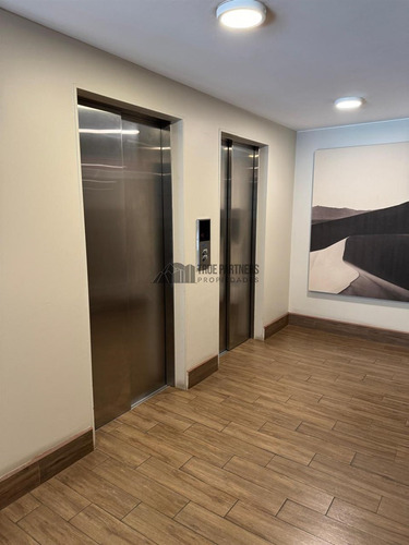 Departamento En Arriendo De 1 Dorm. En Puerto Varas